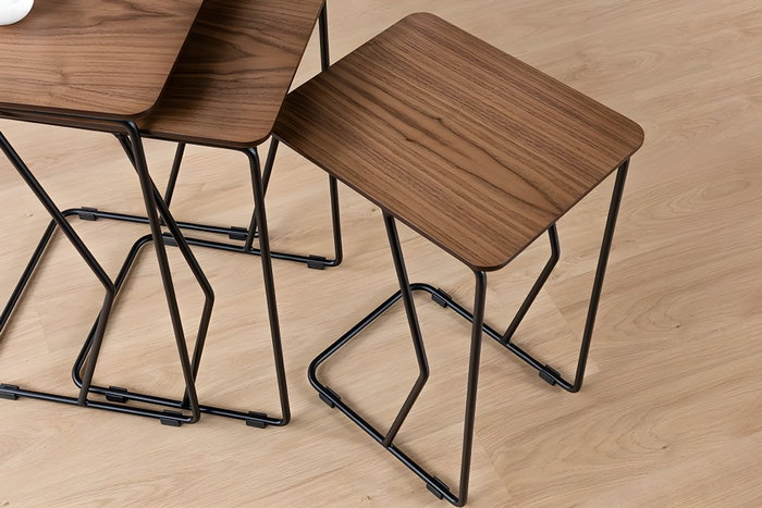 Hanah Home Juego de mesas nido Ren - Walnut